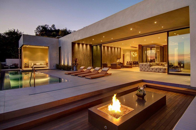 LA-Residence-by-La-Kaza-and-Meridith-Baer-Home-01